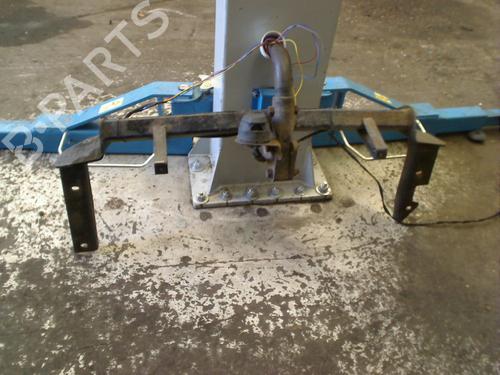 tow-ballmechanism-audi-a4-b5-8d2-1994-1995-1996-1997-1998-1999-2000-2001-34670923 main image