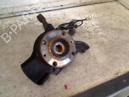 Used Right front steering knuckle Right front steering knuckle FIAT SEICENTO / 600 (187_) 1.1 (187AXB, 187AXB1A, 187AXC1A02) (54 hp) 34665032 34665032