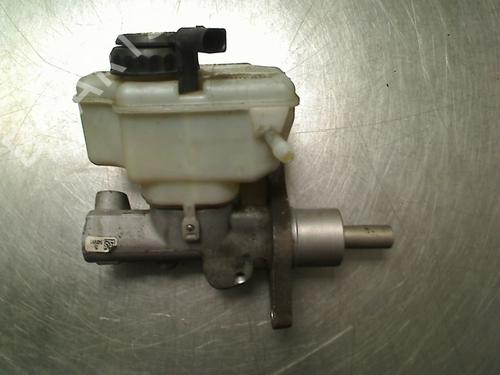 Used Brake master cylinder Brake master cylinder SEAT ALTEA XL (5P5, 5P8) 1.2 TSI (105 hp) 34689522 34689522