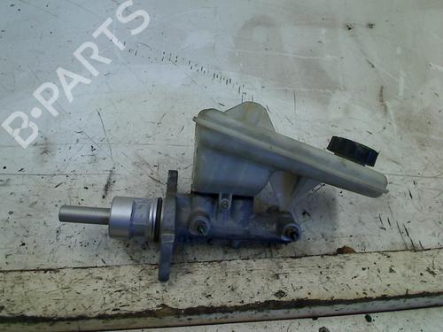 brake-master-cylinder-opel-vivaro-a-van-x83-2001-2002-2003-2004-2005-2006-2007-2008-2009-2010-2011-2012-2013-2014-2015-34658341 main image