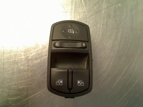 Kombi Kontakt / Stilkkontakt Kombi Kontakt / Stilkkontakt 38045169 38045169
