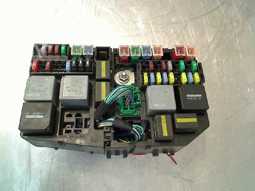 Used Fuse box Fuse box FORD MONDEO III Turnier (BWY) 2.0 16V (146 hp) 34676988 34676988