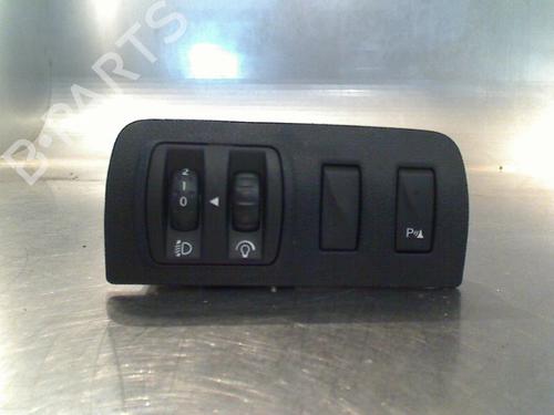 Used Headlight switch Headlight switch RENAULT MEGANE III Grandtour (KZ0/1) 1.5 dCi (86 hp) 34681707 34681707