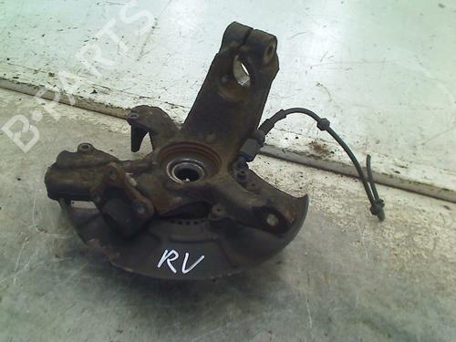 Used Right front steering knuckle Right front steering knuckle VW BORA I (1J2) 2.0 (115 hp) 34668814 34668814