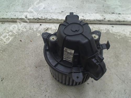 Used Heater blower motor Heater blower motor FIAT STILO (192_) 1.6 16V (192_XB1A) (103 hp) 34666496 34666496