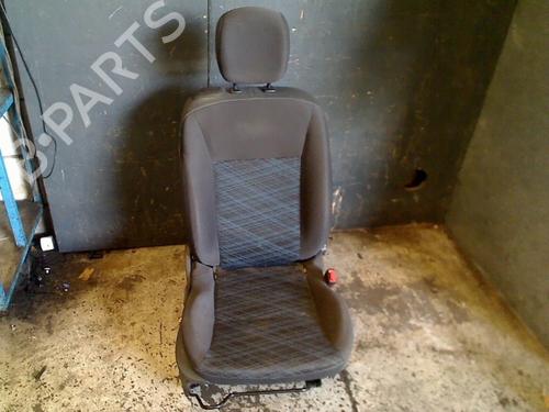 Used Right front seat Right front seat RENAULT CLIO III (BR0/1, CR0/1) 1.2 16V (BR02, BR0J, BR11, CR02, CR0J, CR11) (75 hp) 40527672 40527672