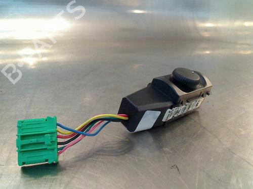 Used Switch Switch PEUGEOT 5008 (0U_, 0E_) 1.6 16V (156 hp) 34683729 34683729