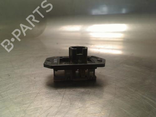 Used Heater resistor Heater resistor SUZUKI ALTO VII (GF, HA25_, HA35_) 1.0 (AMF310, GFC31S) (68 hp) 34686856 34686856