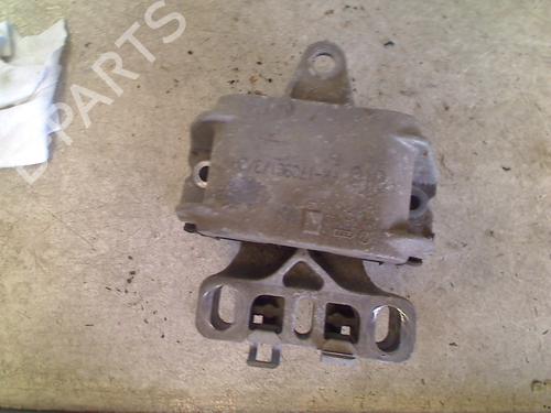 Used Engine mount Engine mount SKODA OCTAVIA I Combi (1U5) 1.6 (102 hp) 34668525 34668525