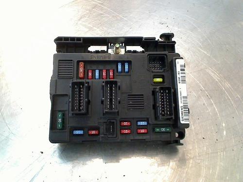Used Fuse box Fuse box PEUGEOT 1007 (KM_) 1.4 (75 hp) 34678372 34678372
