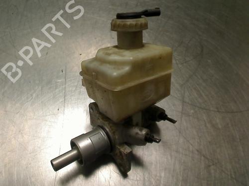 Used Brake master cylinder Brake master cylinder LAND ROVER DISCOVERY III (L319) 2.7 TD 4x4 (190 hp) 34686200 34686200