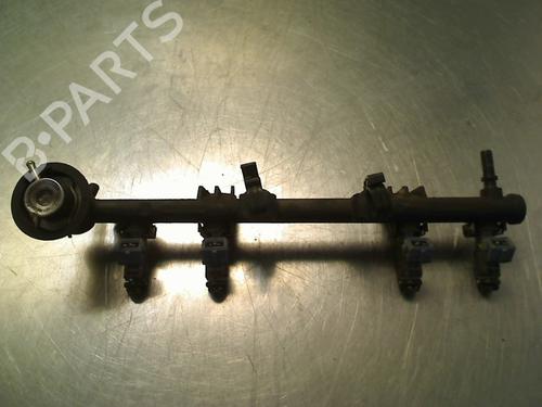Used Injection rail Injection rail 38772903 38772903