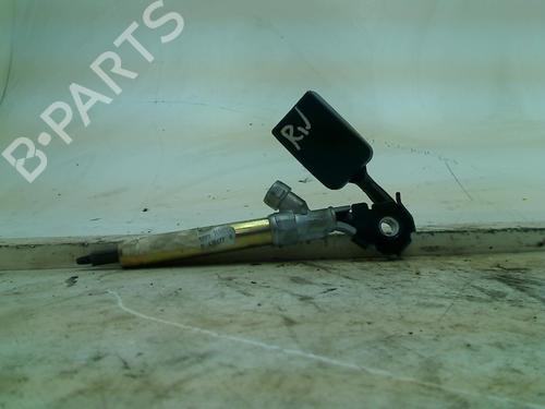 Engache cinturón Engache cinturón RENAULT CLIO II (BB_, CB_) 1.2 (BB0A, BB0F, BB10, BB1K, BB28, BB2D, BB2H, CB0A,... (58 hp) 34651100 34651100