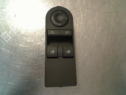 Used Switch Switch OPEL ZAFIRA / ZAFIRA FAMILY B (A05) 1.6 (M75) (105 hp) 34679555 34679555