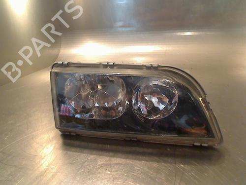 Used Right headlight Right headlight VOLVO V40 Estate (645) 1.8 (122 hp) 34681242 34681242