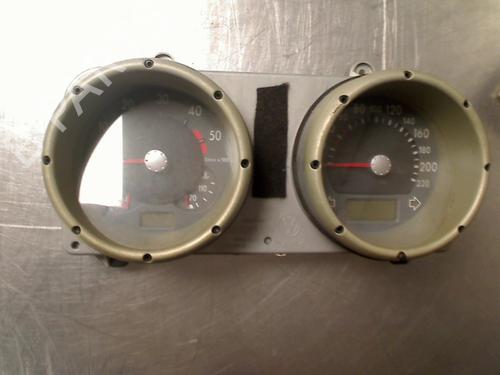 Used Instrument cluster Instrument cluster 34686415 34686415