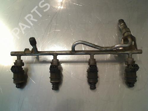 Used Injection rail Injection rail OPEL VECTRA B (J96) 1.8 i 16V (F19) (115 hp) 34676607 34676607