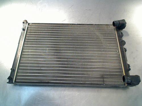 Used Water radiator Water radiator ALFA ROMEO 147 (937_) 1.6 16V T.SPARK ECO (937.AXA1A, 937.BXA1A) (105 hp) 34677773 34677773