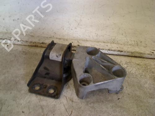 Used Engine mount Engine mount RENAULT MEGANE II (BM0/1_, CM0/1_) 1.5 dCi (BM0F, BM0T, BM2B, CM0F, CM0T) (82 hp) 34669149 34669149