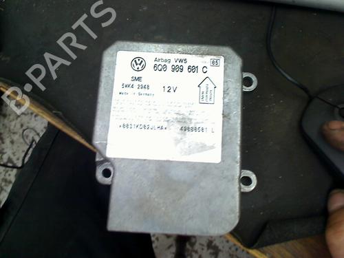 Used ECU airbags ECU airbags SKODA FABIA I (6Y2) 1.4 (68 hp) 34656975 34656975