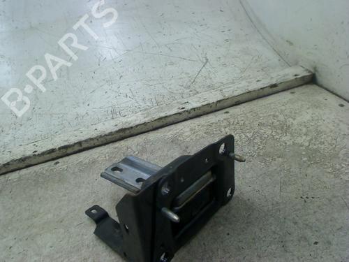 Used Engine mount Engine mount CITROËN C3 I (FC_, FN_) 1.6 16V (109 hp) 34670530 34670530