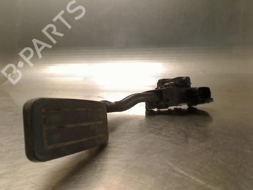 pedal-land-rover-discovery-iii-l319-2004-2005-2006-2007-2008-2009-34685538 main image