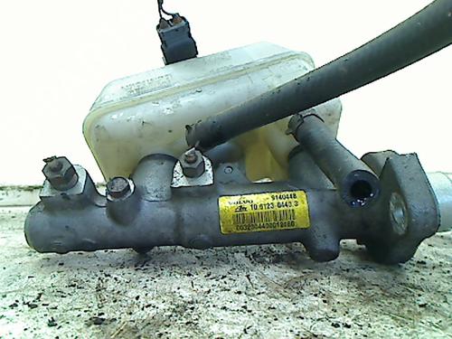 Used Brake master cylinder Brake master cylinder VOLVO 850 Estate (855) 2.4 (140 hp) 34652916 34652916