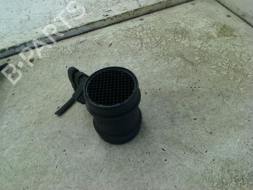 Used Mass air flow sensor Mass air flow sensor ALFA ROMEO 147 (937_) 1.6 16V T.SPARK ECO (937.AXA1A, 937.BXA1A) (105 hp) 34670504 34670504