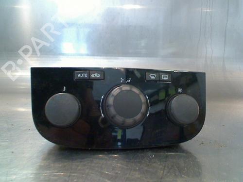 Used Climate control Climate control OPEL CORSA D (S07) 1.4 (L08, L68) (90 hp) 34679060 34679060