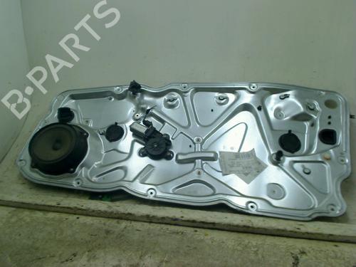 Used Front right window mechanism Front right window mechanism FIAT STILO (192_) 1.6 16V (192_XB1A) (103 hp) 34669827 34669827