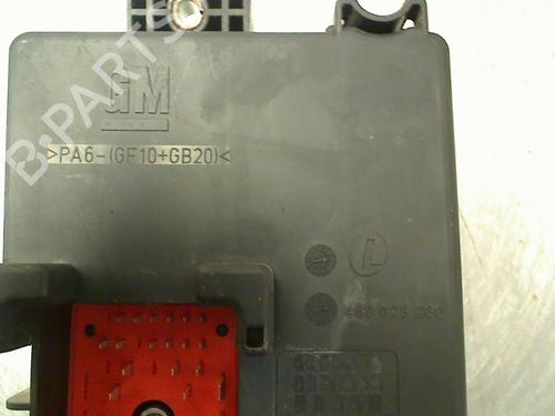 Fuse box OPEL SIGNUM Hatchback (Z03) 1.9 CDTI (F48) | BP34691795E1 - Image 3