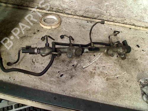 Used Injection rail Injection rail MERCEDES-BENZ E-CLASS (W210) E 200 CDI (210.007) (102 hp) 34656993 34656993