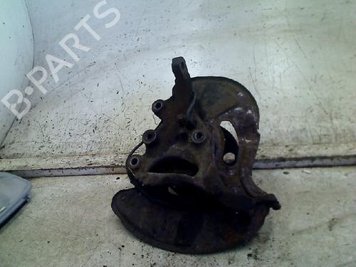 Used Left front steering knuckle Left front steering knuckle MERCEDES-BENZ C-CLASS (W203) C 180 Kompressor (203.046) (143 hp) 34674895 34674895