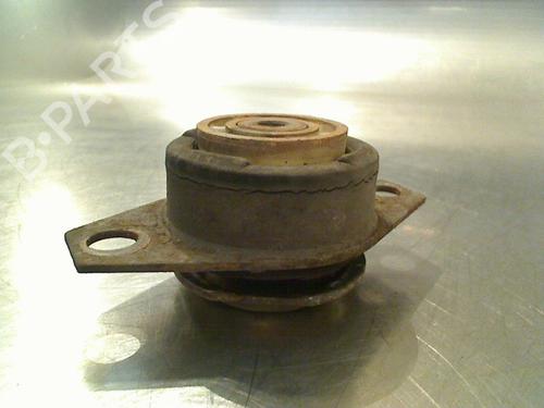 Used Engine mount Engine mount FIAT SEICENTO / 600 (187_) 1.1 (187AXB, 187AXB1A, 187AXC1A02) (54 hp) 34679432 34679432