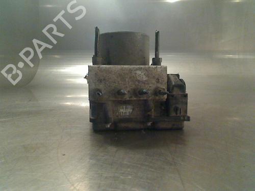 Used ABS pump ABS pump TOYOTA AYGO (_B1_) 1.0 (KGB10_, KGB10R) (68 hp) 34682663 34682663