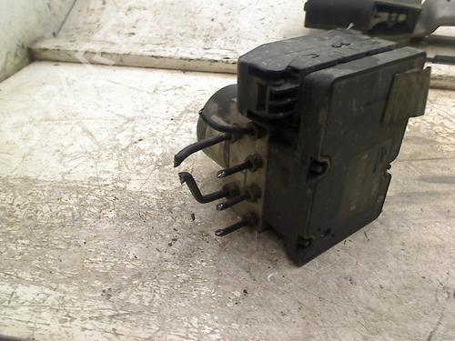 Used ABS pump ABS pump FORD FOCUS I Turnier (DNW) 1.8 TDCi (115 hp) 34663477 34663477