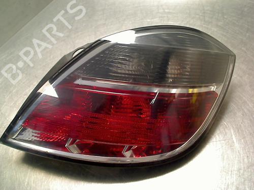 right-taillight-opel-astra-h-a04-2004-2005-2006-2007-2008-2009-2010-2011-2012-2013-2014-34689197 main image
