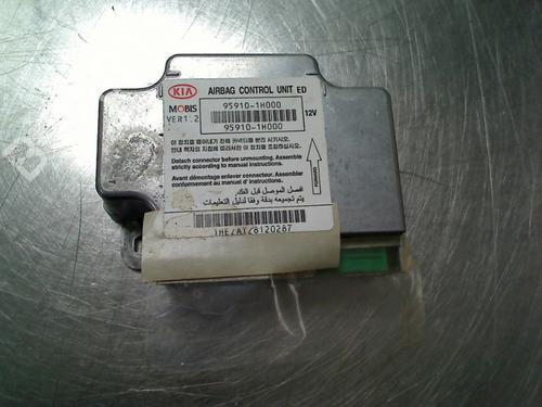 Used ECU airbags ECU airbags KIA CEE'D Hatchback (ED) 1.4 (109 hp) 34689739 34689739