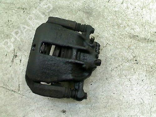 Used Right front brake caliper Right front brake caliper MITSUBISHI CARISMA (DA_) 1.6 (DA1A) (99 hp) 34653782 34653782
