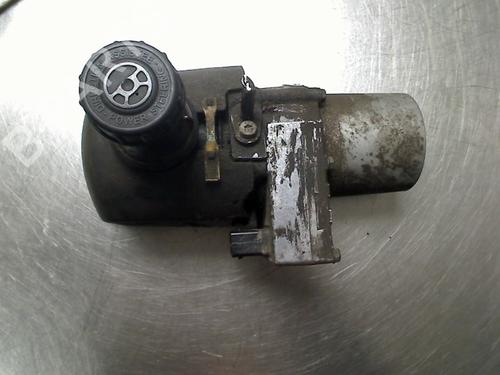 Used Steering pump Steering pump CITROËN C6 (TD_) 2.2 HDi (163 hp) 34690040 34690040