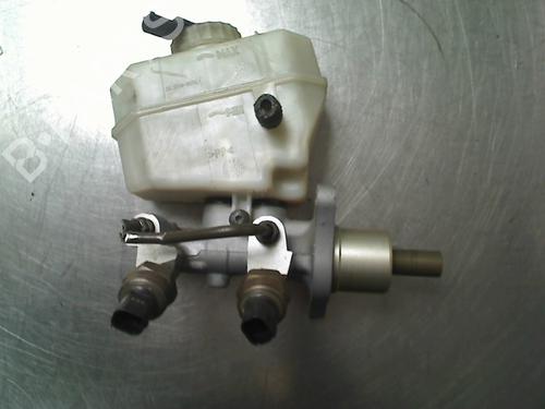 Used Brake master cylinder Brake master cylinder BMW 3 Touring (E46) 318 i (143 hp) 34688869 34688869