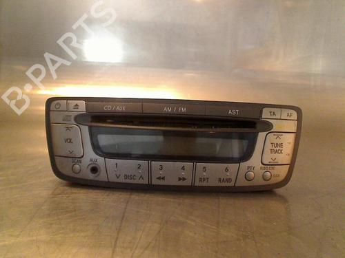 Used Radio Radio PEUGEOT 107 (PM_, PN_) 1.0 (68 hp) 34684413 34684413