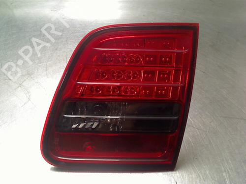 right-taillight-mercedes-benz-e-class-t-model-s210-1996-1997-1998-1999-2000-2001-2002-2003-34688898 main image
