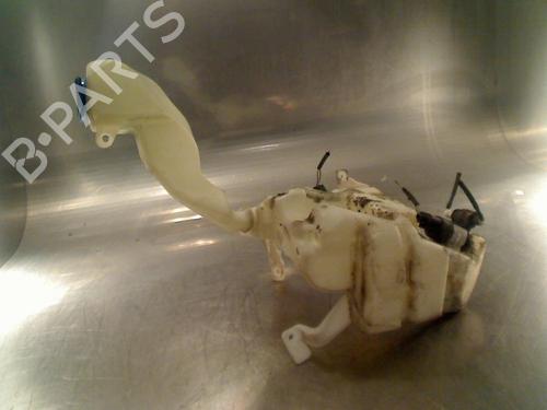 Used Windscreen washer tank Windscreen washer tank VW PASSAT B5.5 Variant (3B6) 2.0 (130 hp) 34682025 34682025