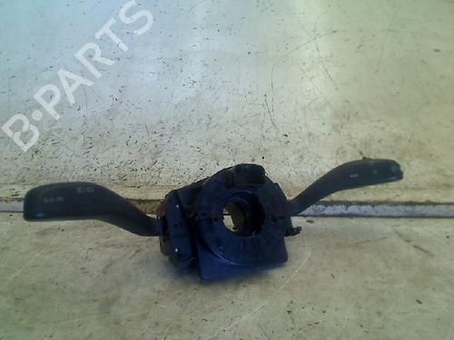 Comutador piscas / escovas Comutador piscas / escovas VW POLO IV (9N_, 9A_) 1.2 12V (64 hp) 34676075 34676075
