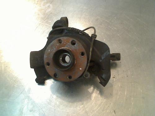 Used Right front steering knuckle Right front steering knuckle OPEL CORSA D (S07) 1.4 (L08, L68) (90 hp) 34679070 34679070