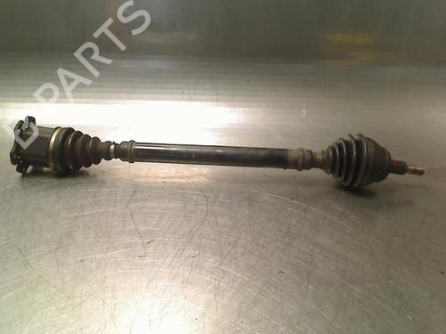Drivaksel fortil Højre Drivaksel fortil Højre VW GOLF IV (1J1) 2.3 V5 (170 hp) 34689785 34689785