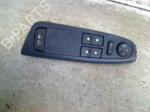 Interruttore Interruttore FIAT STILO (192_) 1.2 16V (192_XA1B) (80 hp) 34665857 34665857