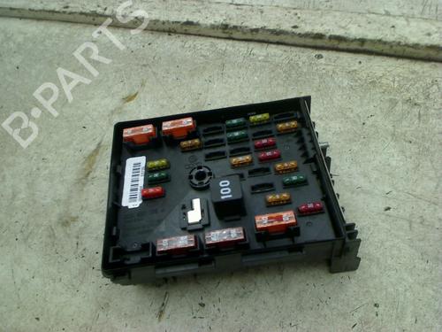 Used Fuse box Fuse box VW PASSAT B7 Variant (365) 2.0 TDI (140 hp) 34670331 34670331