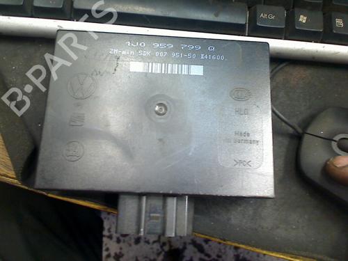 Used Electronic module Electronic module VW GOLF IV (1J1) 1.6 16V (105 hp) 34656027 34656027